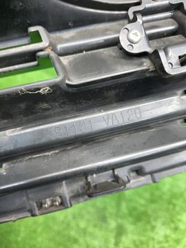 РЕШЕТКА РАДИАТОРА НА SUBARU LEVORG VM4