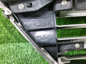 РЕШЕТКА РАДИАТОРА НА SUBARU OUTBACK BS9