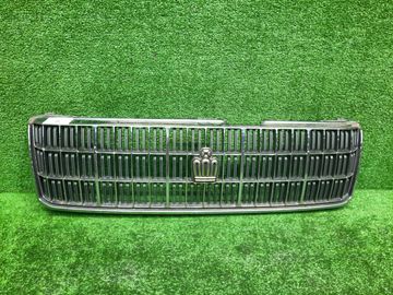 РЕШЕТКА РАДИАТОРА НА TOYOTA CROWN JZS151