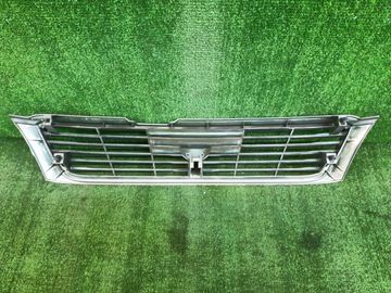 РЕШЕТКА РАДИАТОРА НА NISSAN BLUEBIRD QU14