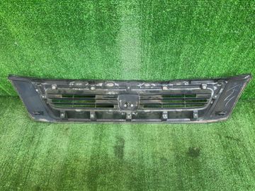 РЕШЕТКА РАДИАТОРА НА HONDA CR-V RD1