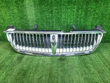 РЕШЕТКА РАДИАТОРА НА NISSAN BLUEBIRD SYLPHY G10