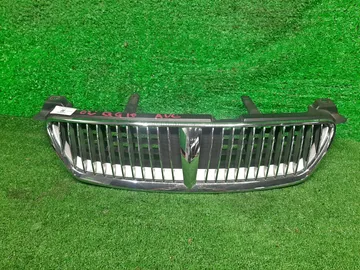 РЕШЕТКА РАДИАТОРА НА NISSAN BLUEBIRD SYLPHY G10