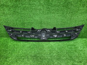 РЕШЕТКА РАДИАТОРА НА TOYOTA ISIS ANM10G