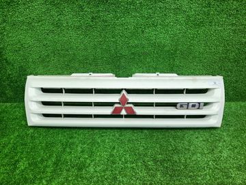 РЕШЕТКА РАДИАТОРА НА MITSUBISHI PAJERO IO H76W