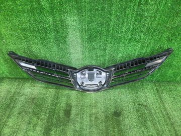 РЕШЕТКА РАДИАТОРА НА TOYOTA AURIS ZRE186H