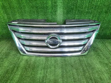 РЕШЕТКА РАДИАТОРА НА NISSAN SERENA C26