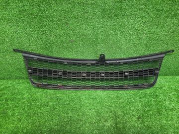РЕШЕТКА РАДИАТОРА НА TOYOTA COROLLA  AXIO NZE141