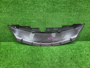 РЕШЕТКА РАДИАТОРА НА NISSAN NOTE E12