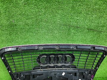 РЕШЕТКА РАДИАТОРА НА AUDI A6 4F2