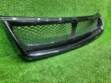 РЕШЕТКА РАДИАТОРА НА TOYOTA COROLLA  AXIO NZE141