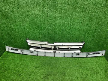 РЕШЕТКА РАДИАТОРА НА NISSAN SERENA TC24