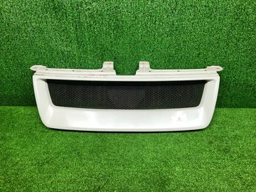 РЕШЕТКА РАДИАТОРА НА MITSUBISHI DION CR5W