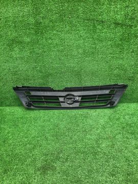 РЕШЕТКА РАДИАТОРА НА NISSAN AD Y11