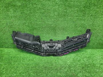 РЕШЕТКА РАДИАТОРА НА HONDA FIT SHUTTLE GP2