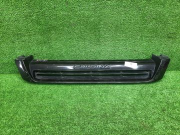 РЕШЕТКА РАДИАТОРА НА TOYOTA CALDINA ST195G
