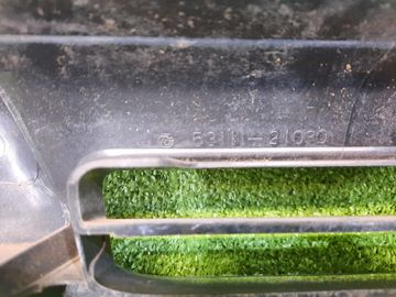 РЕШЕТКА РАДИАТОРА НА TOYOTA CALDINA ST195G