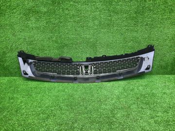 РЕШЕТКА РАДИАТОРА НА HONDA STREAM RN1