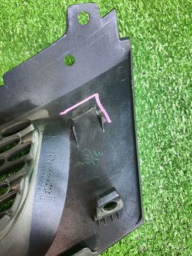 РЕШЕТКА РАДИАТОРА НА HONDA STREAM RN1