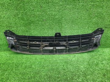 РЕШЕТКА РАДИАТОРА НА TOYOTA CALDINA ST210