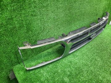 РЕШЕТКА РАДИАТОРА НА NISSAN TERRANO TR50