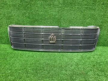 РЕШЕТКА РАДИАТОРА НА TOYOTA CROWN JZS151