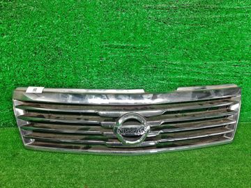 РЕШЕТКА РАДИАТОРА НА NISSAN LIBERTY M12