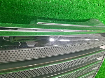 РЕШЕТКА РАДИАТОРА НА NISSAN GLORIA MY34