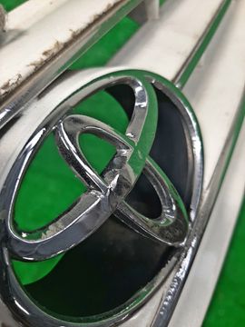 РЕШЕТКА РАДИАТОРА НА TOYOTA CAMRY GRACIA MCV21W