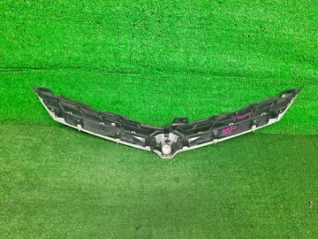 РЕШЕТКА РАДИАТОРА НА TOYOTA ESTIMA ACR50W