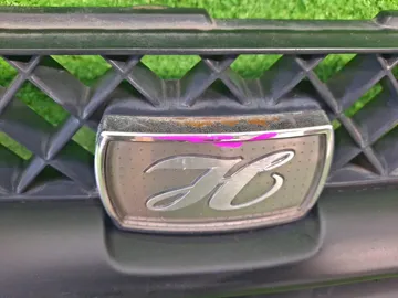 РЕШЕТКА РАДИАТОРА НА TOYOTA HIACE REGIUS RCH47W