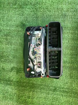 МАГНИТОФОН НА TOYOTA YARIS MXPH10