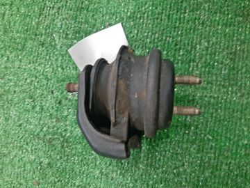 ПОДУШКА ДВС НА TOYOTA MARK II GX100 1G-FE