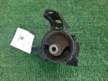 ПОДУШКА ДВС НА HONDA FIT GD1 L13A