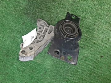 ПОДУШКА ДВС НА NISSAN SERENA C27 MR20DD