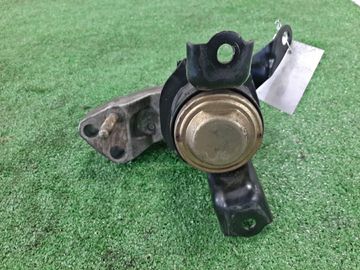 ПОДУШКА ДВС НА TOYOTA SPACIO NZE124 1NZ-FE