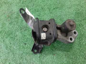 ПОДУШКА ДВС НА TOYOTA PREMIO NZT240 1NZ-FE