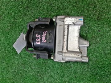 ПОДУШКА ДВС НА HONDA ELYSION RR5 J35A