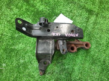 ПОДУШКА ДВС НА TOYOTA PASSO M700A 1KR-FE
