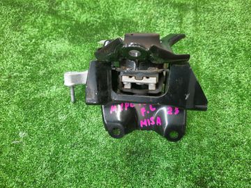 ПОДУШКА ДВС НА TOYOTA SIENTA MXPC10 M15A-FKS