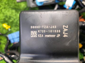 ЖГУТ ПРОВОДКИ НА HONDA FIT GR1 L13B