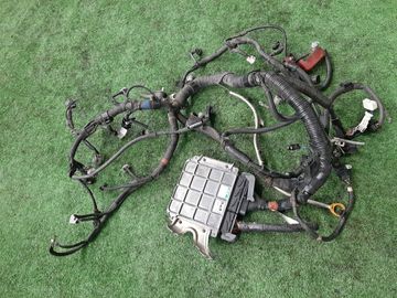 ЖГУТ ПРОВОДКИ НА TOYOTA VOXY ZRR70 3ZR-FE