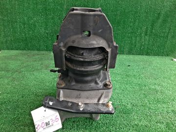 ПОДУШКА ДВС НА HONDA INSPIRE UC1 J30A