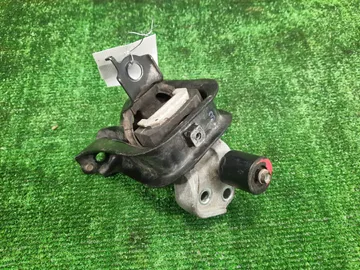 ПОДУШКА ДВС НА TOYOTA RAUM NCZ20 1NZ-FE