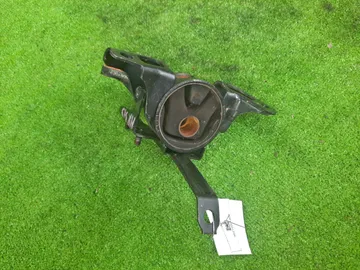 ПОДУШКА ДВС НА SUZUKI HUSTLER MR31S R06A