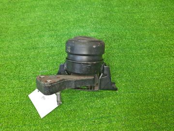 ПОДУШКА ДВС НА TOYOTA RACTIS NCP100 1NZ-FE