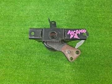 ПОДУШКА ДВС НА TOYOTA RACTIS NCP100 1NZ-FE