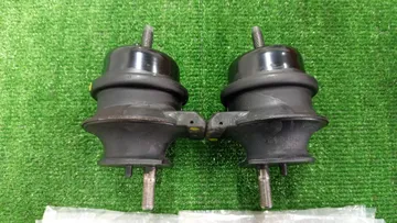 ПОДУШКА ДВС НА TOYOTA CELSIOR UCF30 3UZ-FE