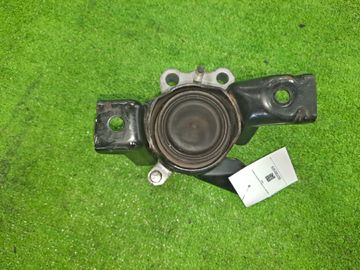 ПОДУШКА ДВС НА TOYOTA PREMIO ZRT265 2ZR-FE
