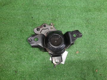 ПОДУШКА ДВС НА TOYOTA VITZ SCP10 1SZ-FE